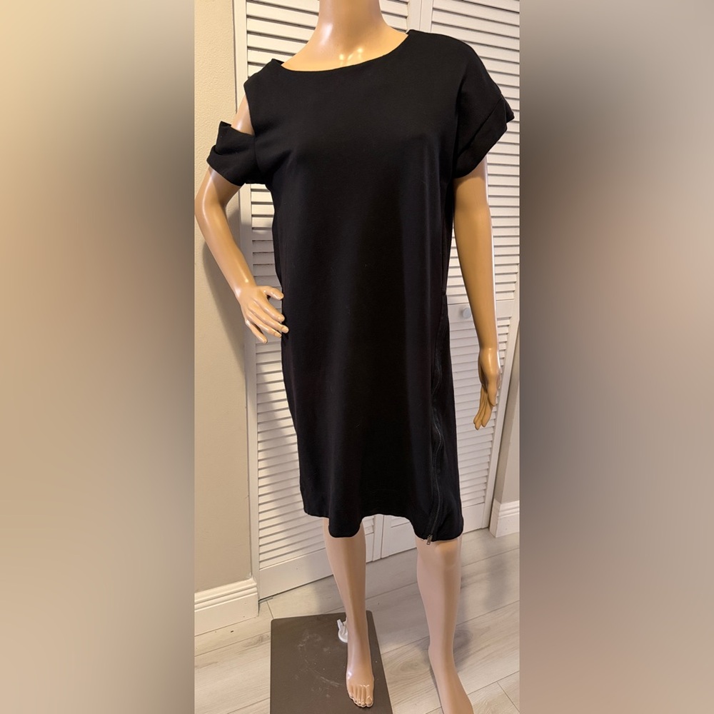 HEATHER Black 100% Cotton Cut-Out Shoulder Sweatshirt Dress – Size Medium